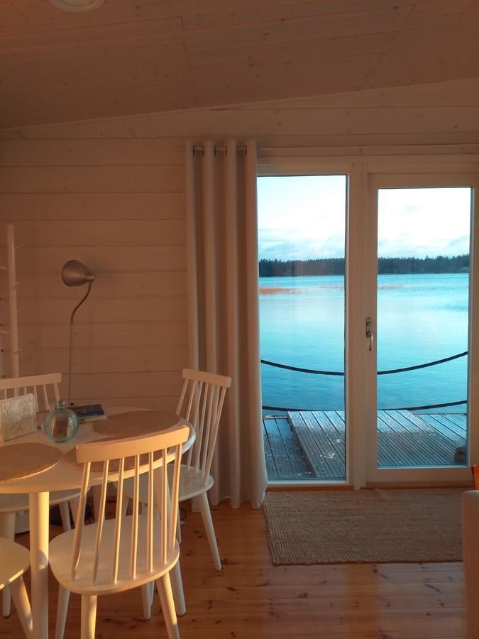 Ботели Saunaboat Haikara Jorvas