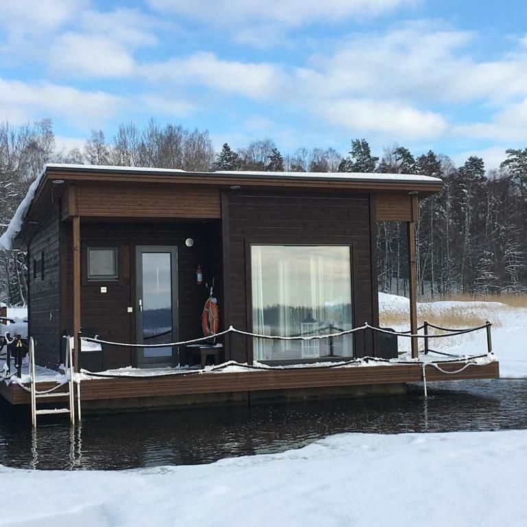 Ботели Saunaboat Haikara Jorvas