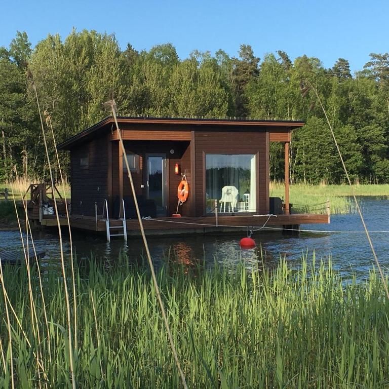 Ботели Saunaboat Haikara Jorvas