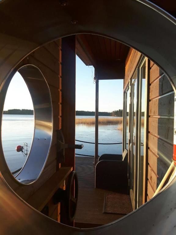 Ботели Saunaboat Haikara Jorvas