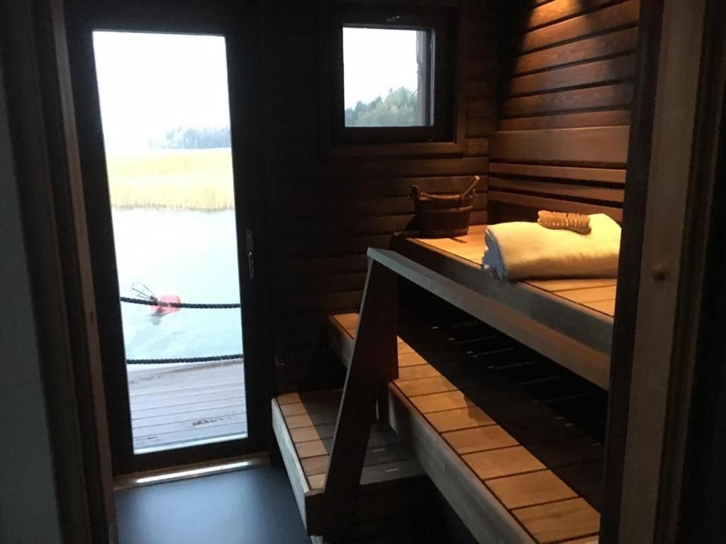 Ботели Saunaboat Haikara Jorvas
